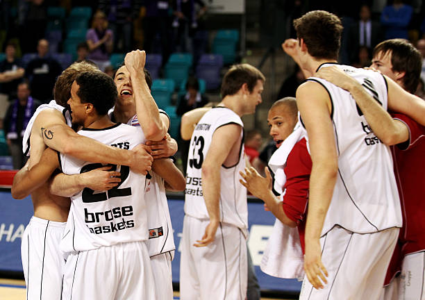 库尼亚利用 库尼亚利用