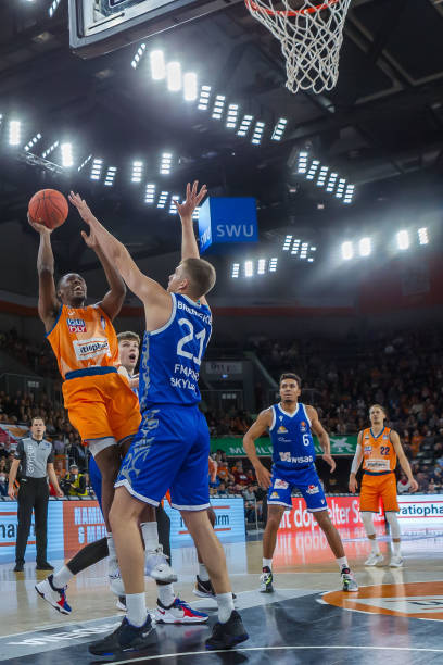 在内线有着 在内线有着