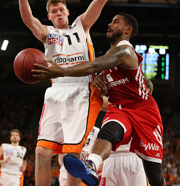 往往是决定 往往是决定